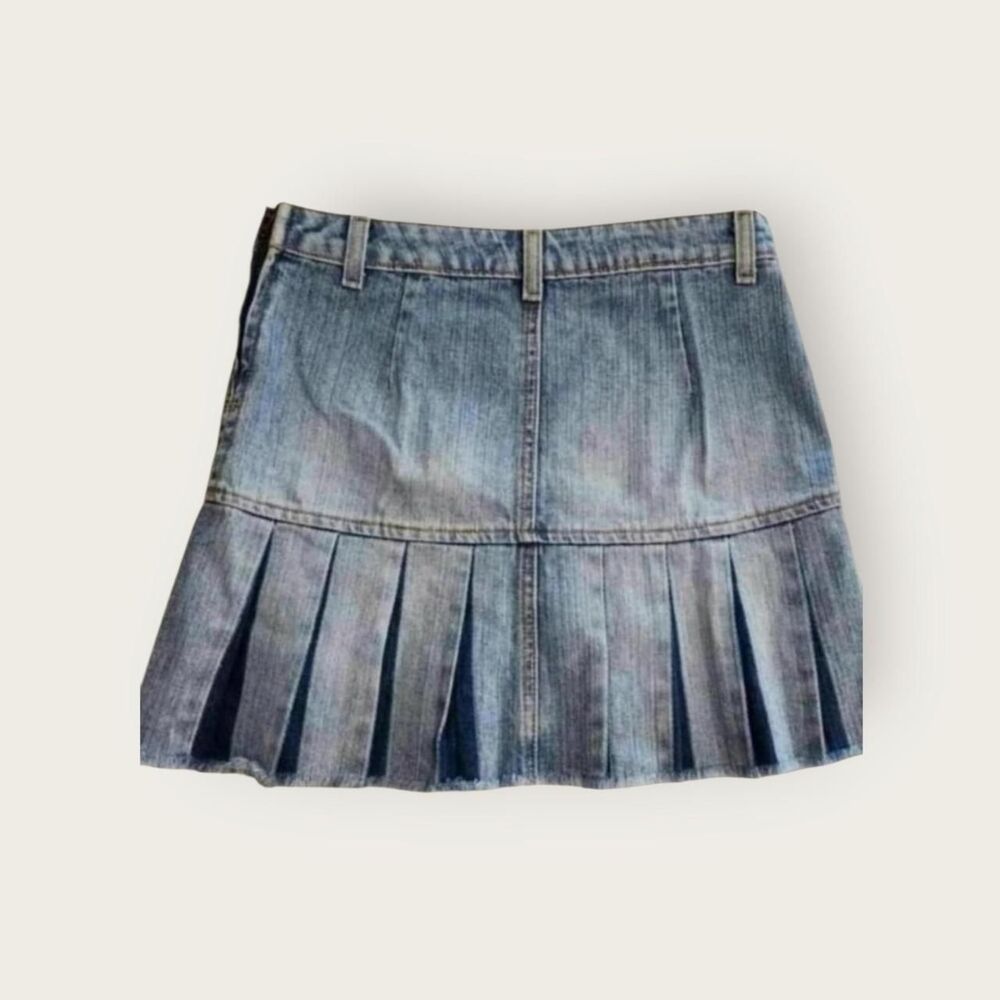 Vintage Y2k early 2000s light wash denim pleated mini skirt - Picture 2 of 4